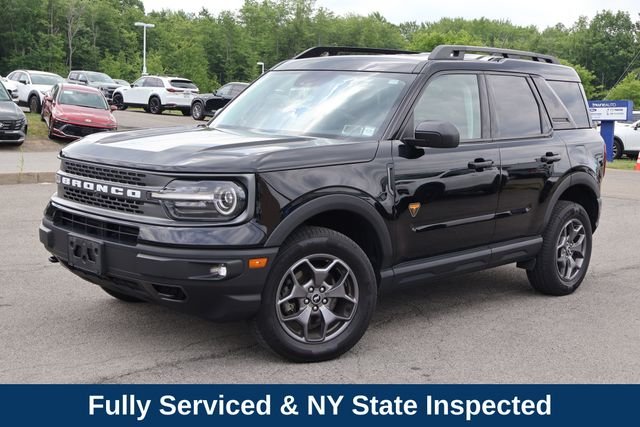 Used 2023 Black Ford Badlands image 2