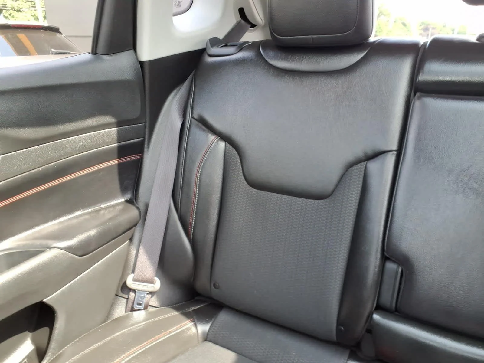 Certified Used 2022 Sting-Gray Clearcoat Jeep Trailhawk image 17