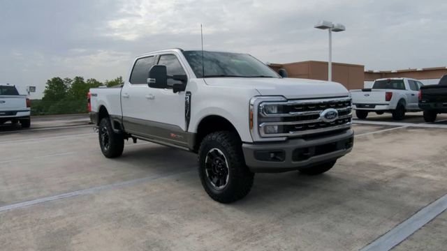 New 2026 Star White Metallic Tri-Coat Ford F-250® King Ranch® image 72