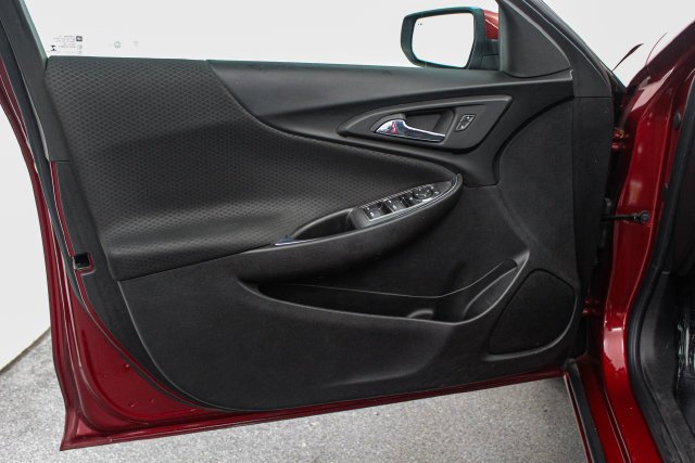 2018 Chevrolet Malibu Hybrid - Photo 12