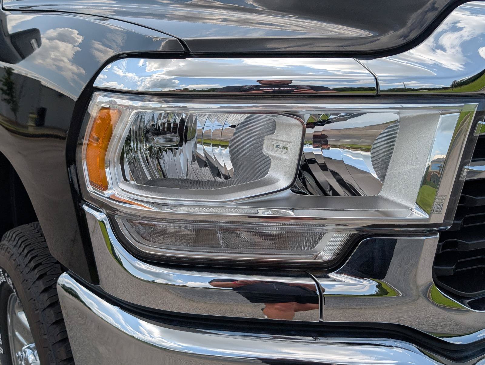Used 2024 Diamond Black Crystal Pearlcoat Ram Tradesman image 4