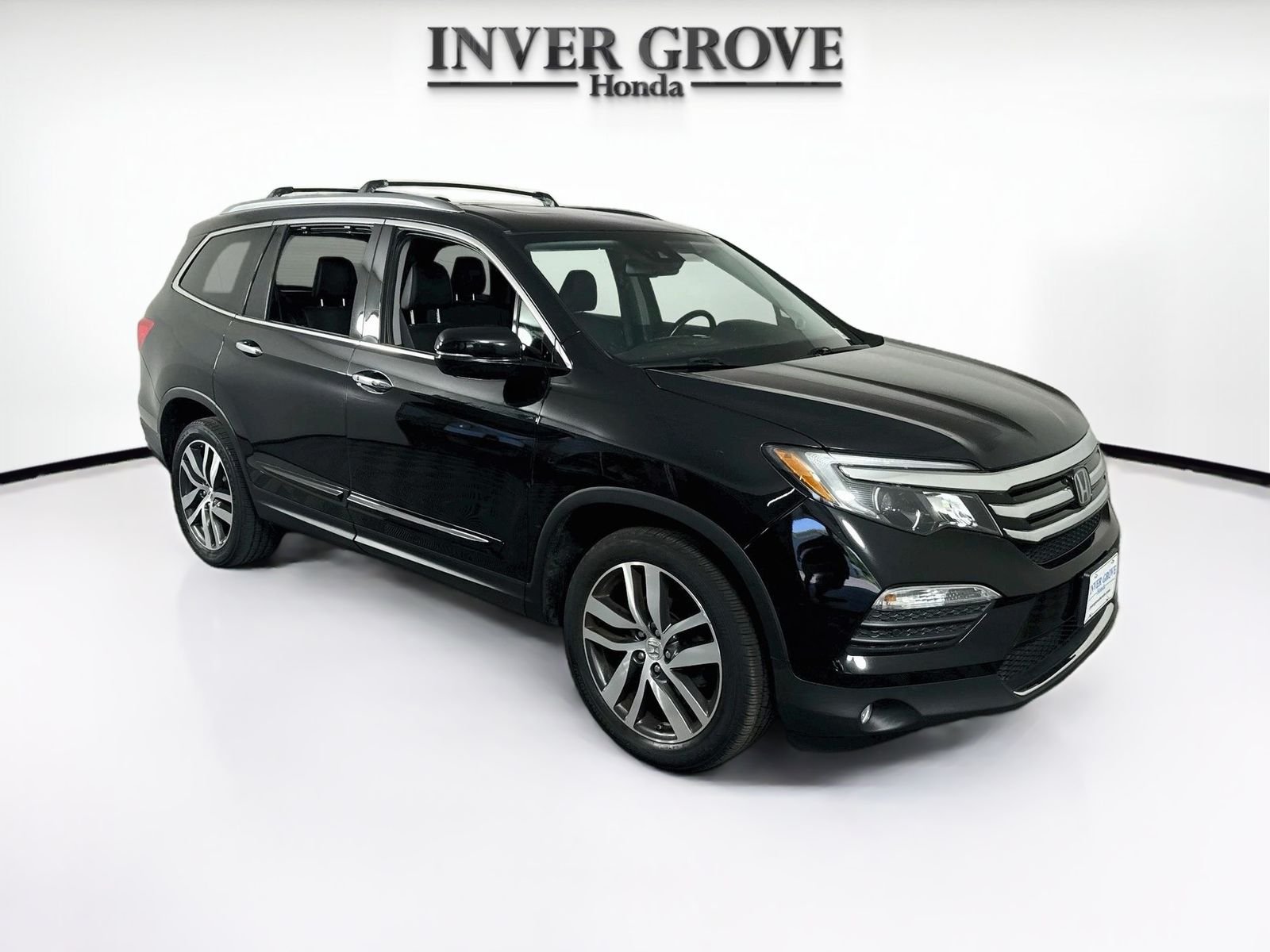 Used 2018 Honda Pilot Elite with VIN 5FNYF6H06JB023309 for sale in Inver Grove Heights, Minnesota