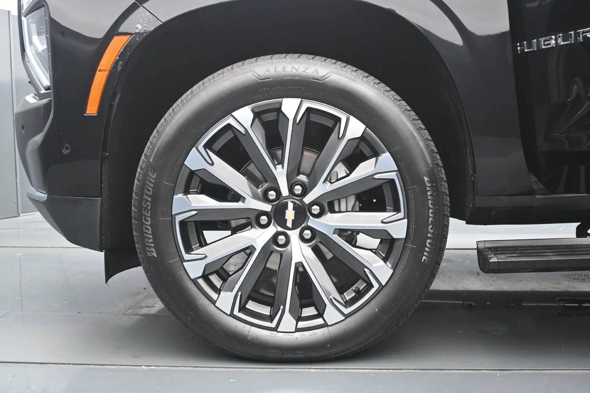 Used 2025 Black Chevrolet High Country image 31