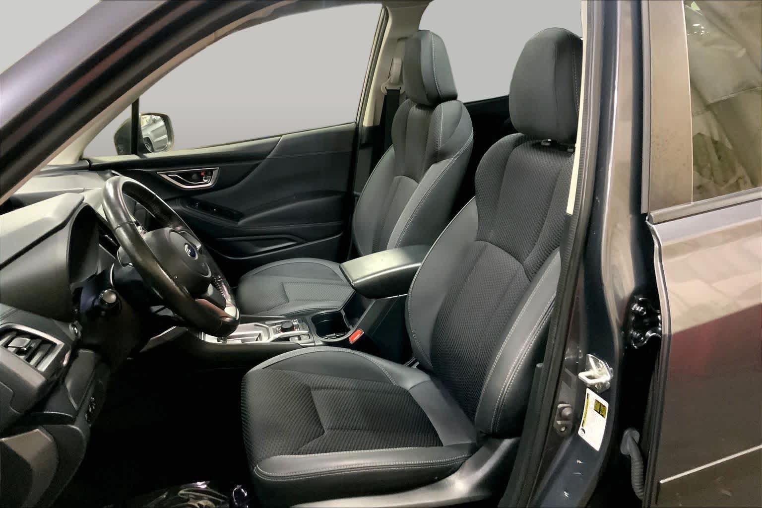 Used 2022 Magnetite Gray Metallic Subaru Premium image 8