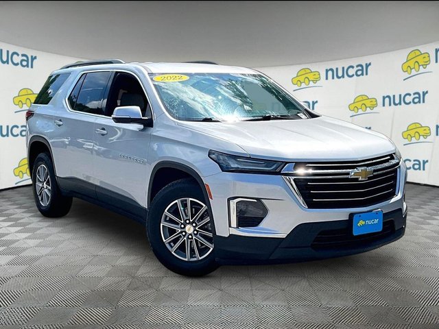 2022 Chevrolet Traverse LT Leather