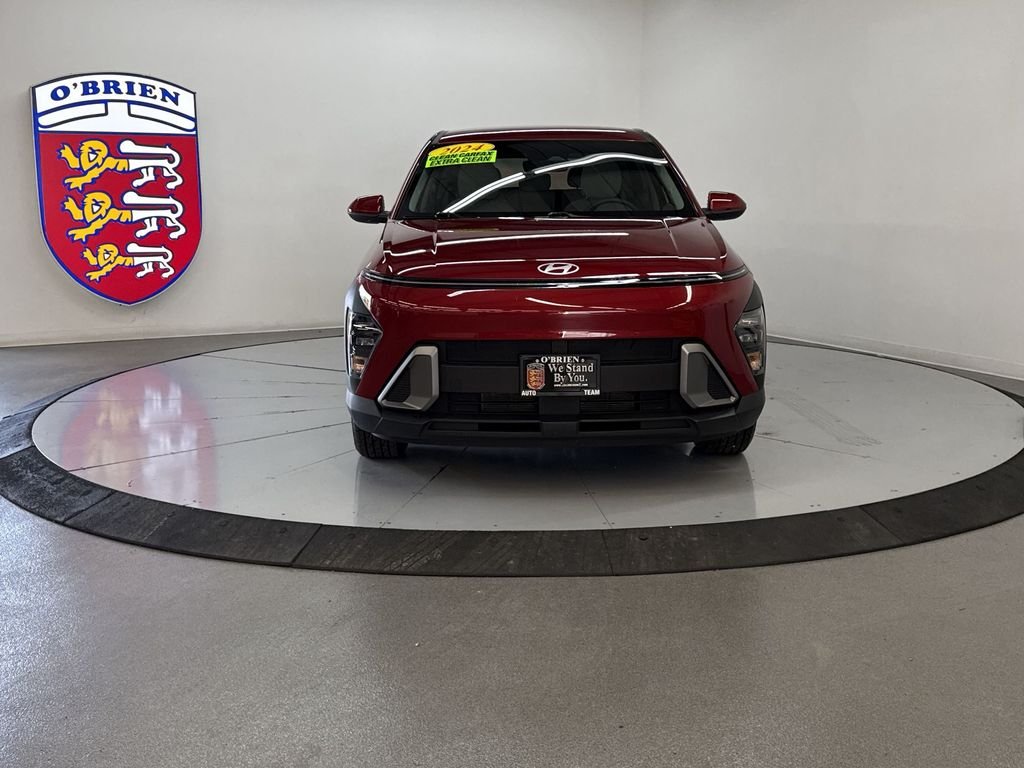 Used 2024 Red Metallic Hyundai SE image 10