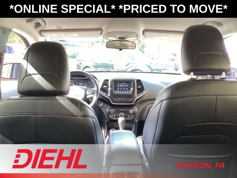 Used 2020 Black Jeep Latitude Plus image 18