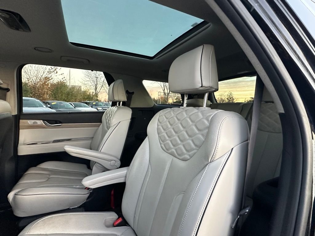 Certified Used 2022 Black Hyundai Limited image 13
