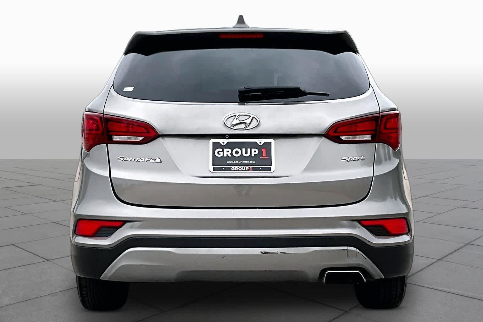Used 2017 Mineral Gray Hyundai 2.4L image 5
