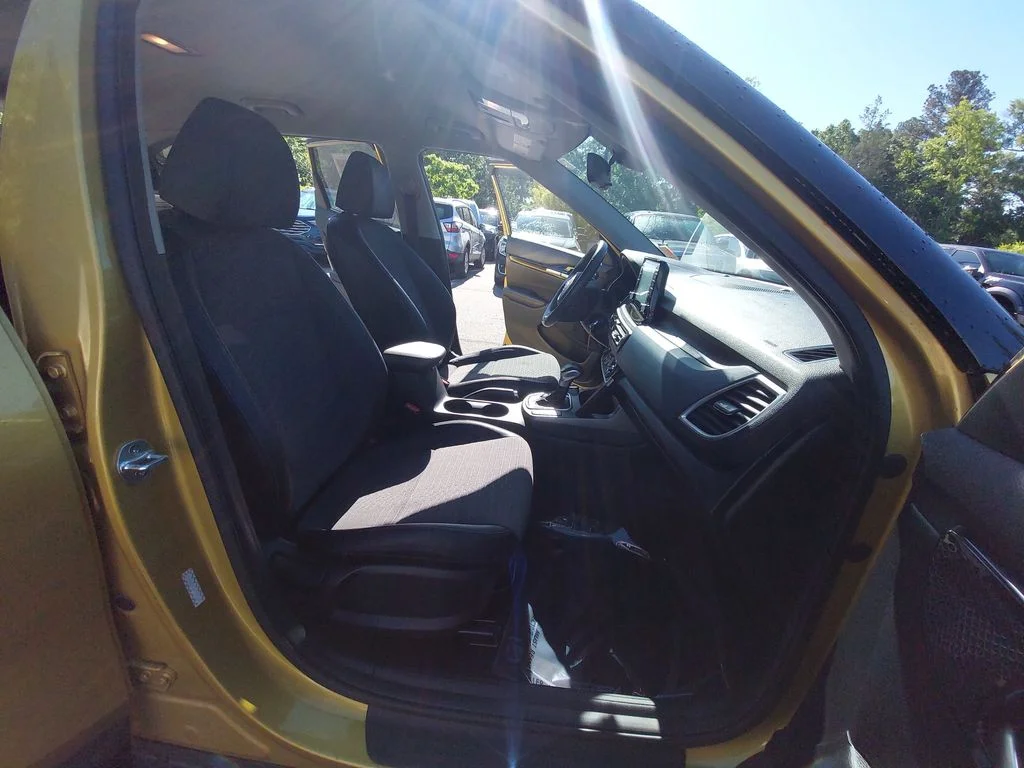 Used 2021 Yellow Kia S image 10