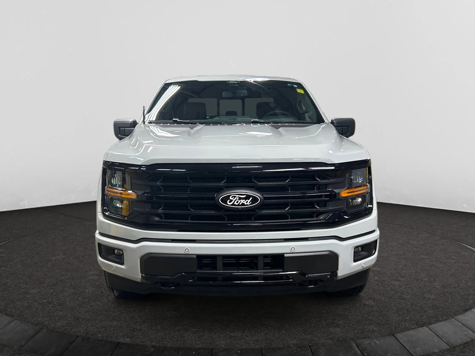 New 2026 Avalanche Ford XLT image 8