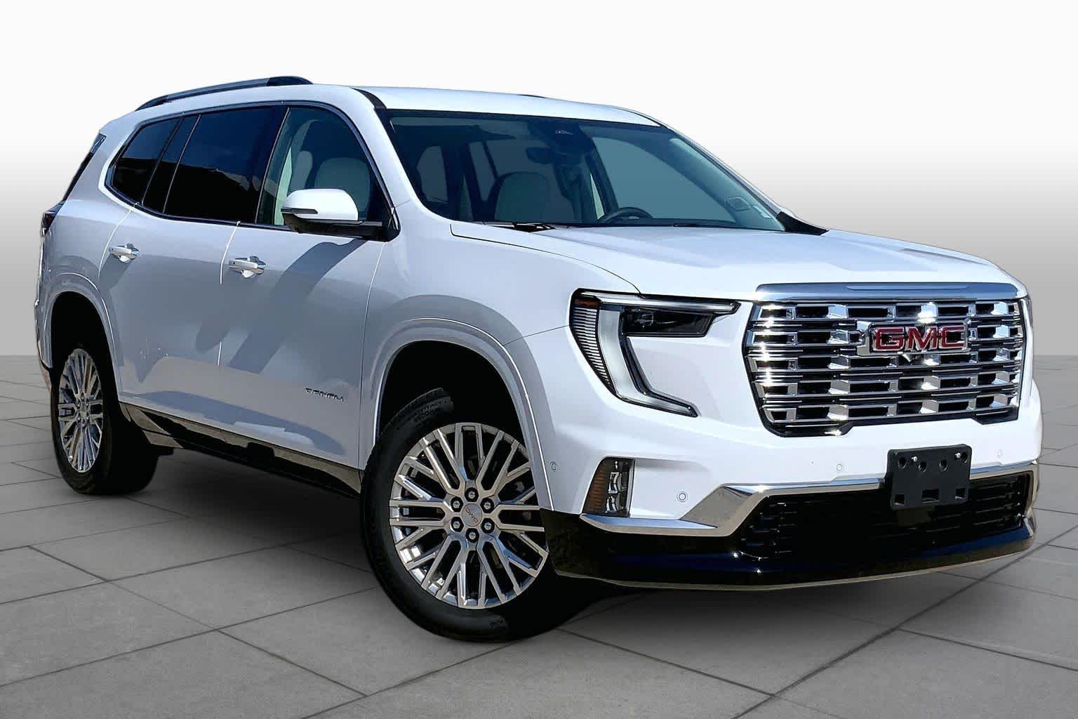 Used 2026 Glacier White Tricoat GMC FWD Denali image 3