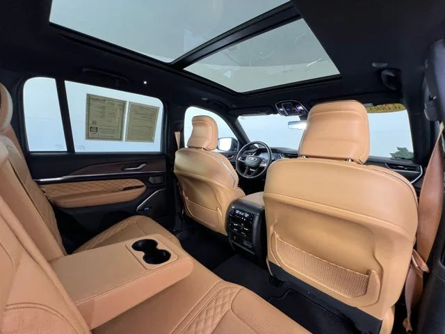 Used 2023 Black Jeep Summit 4xe image 47