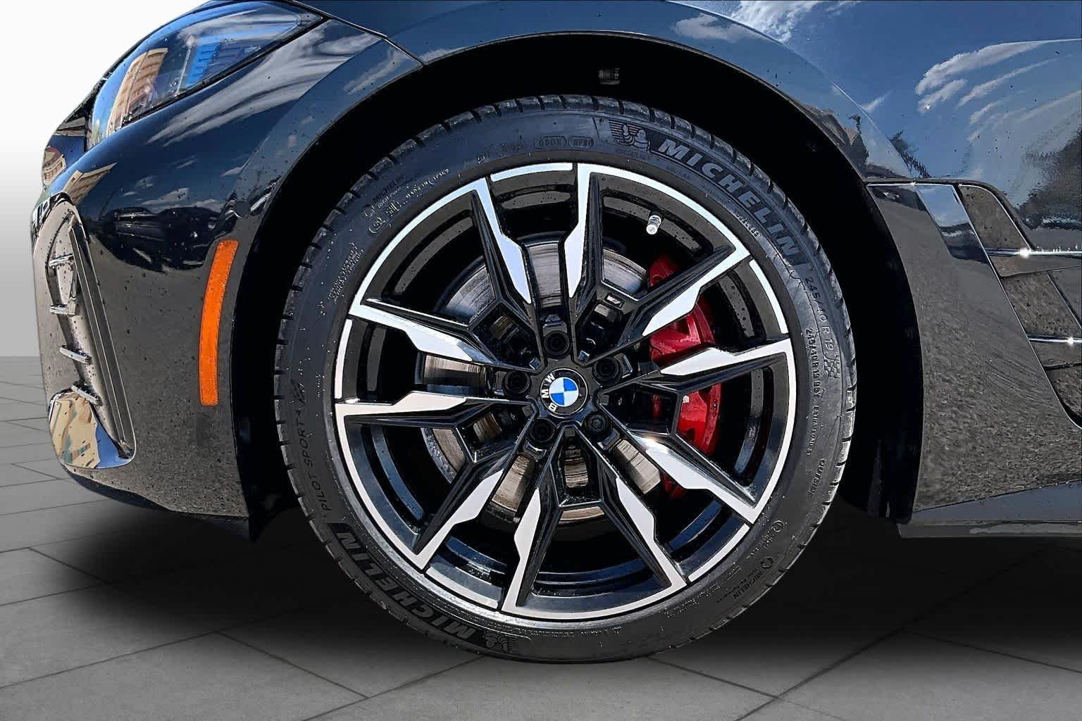Used 2025 Black Sapphire Metallic BMW M50 image 10