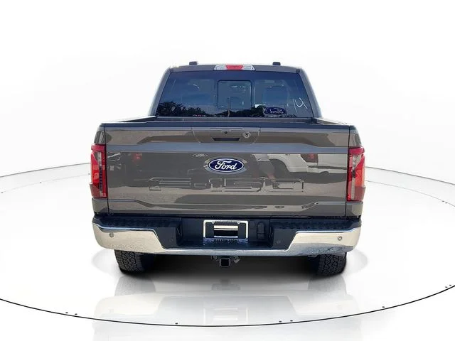 New 2026 Gray Ford XLT image 6