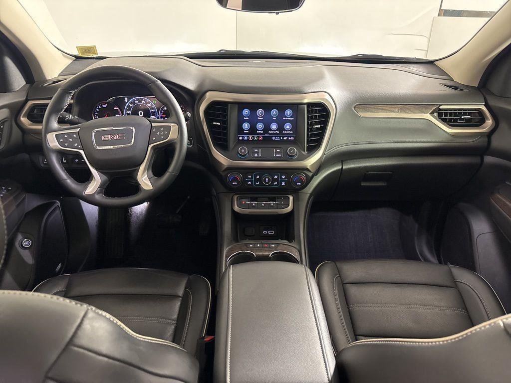 Used 2023 Hunter Green GMC Denali image 21