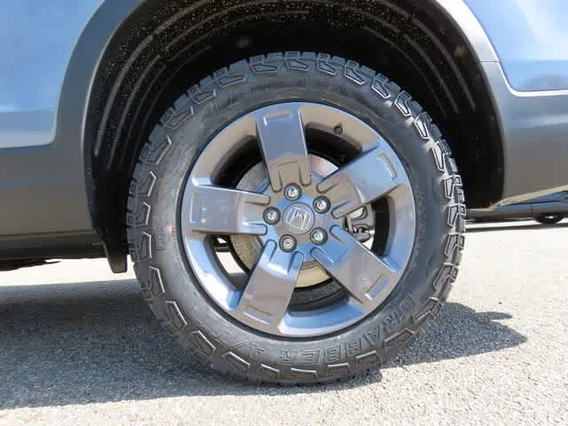 New 2026 Sonic Gray Pearl Honda TrailSport image 8