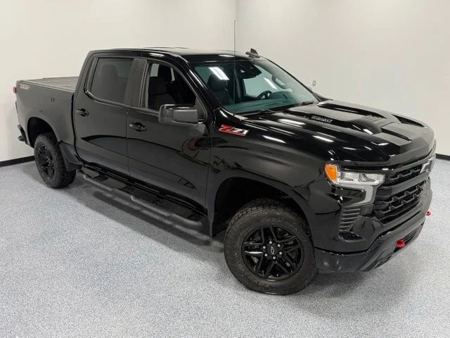 Used 2023 Black Chevrolet LT Trail Boss image 33