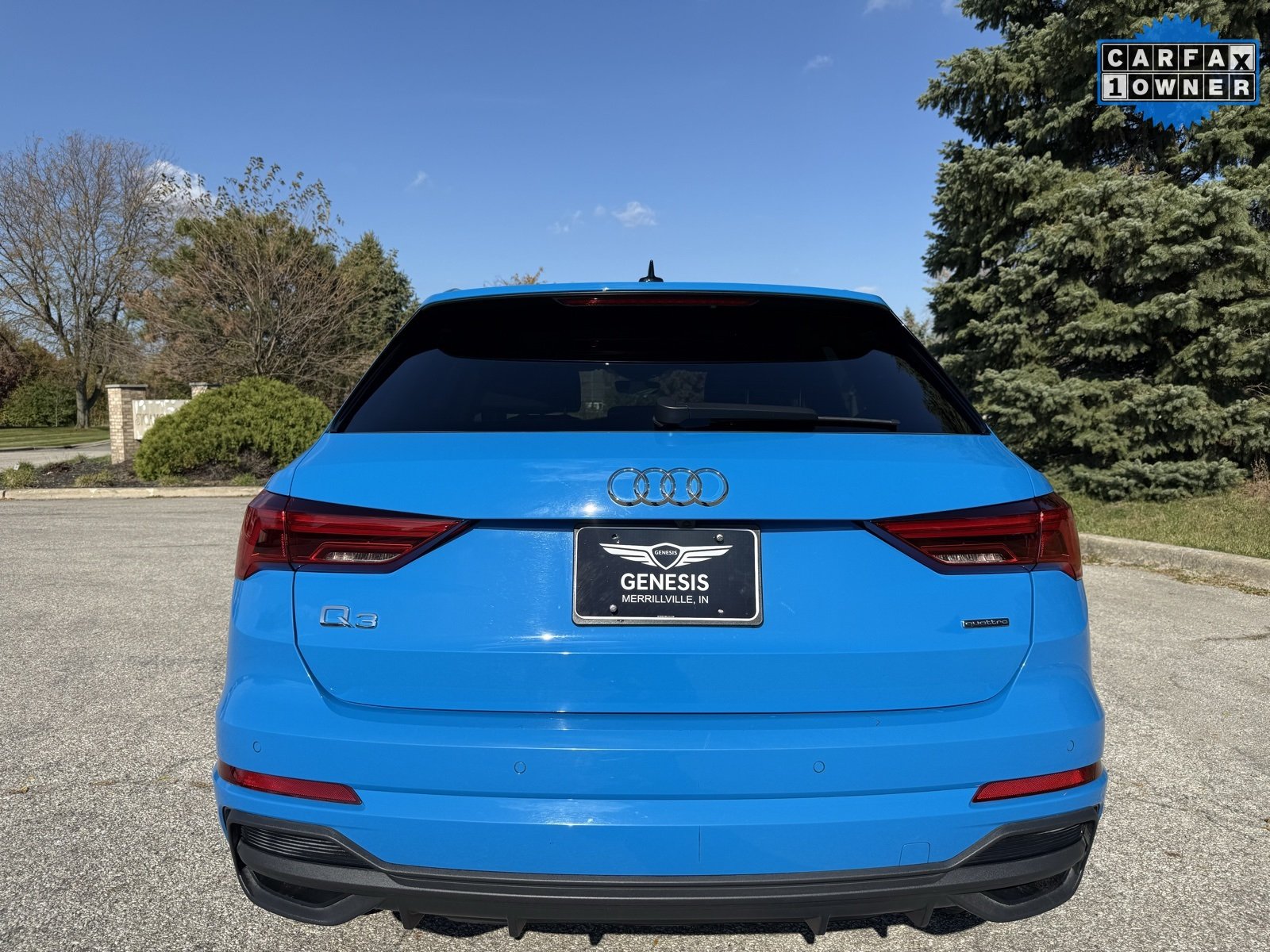 2023 Audi Q3 S line Premium photo 3