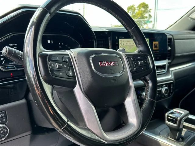 Used 2023 PACIFIC BLUE METALLIC GMC SLT image 31