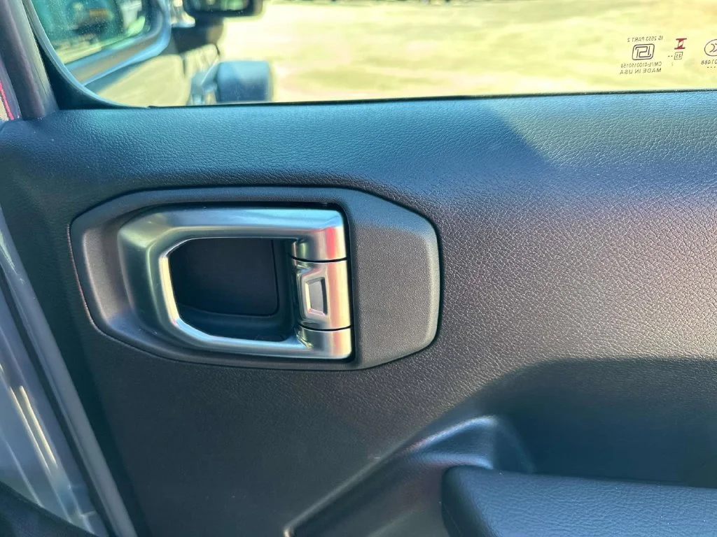 Used 2026 Gray Jeep Sport image 27