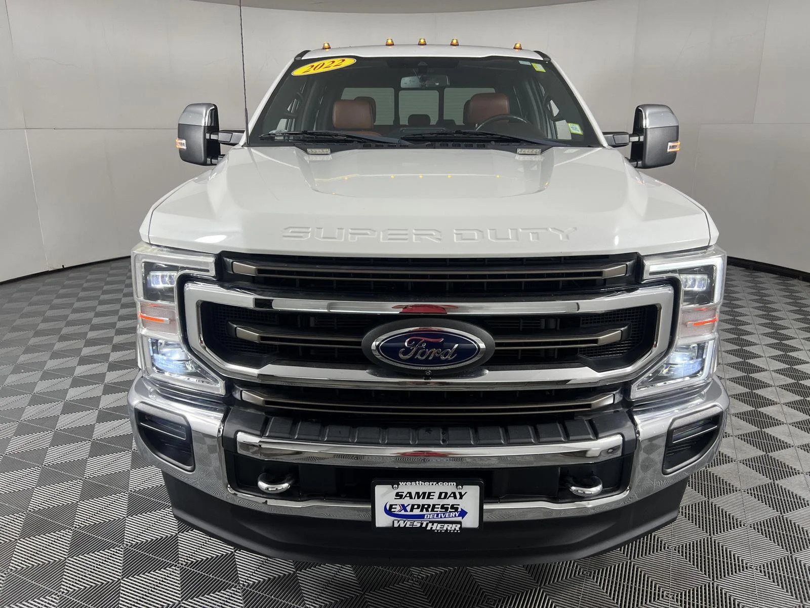 Used 2022 Wh Ford XL image 26
