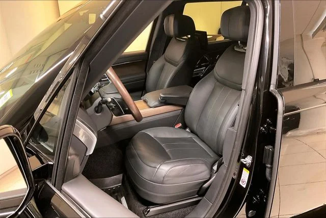 Certified Used 2024 Black Land Rover Autobiography image 13