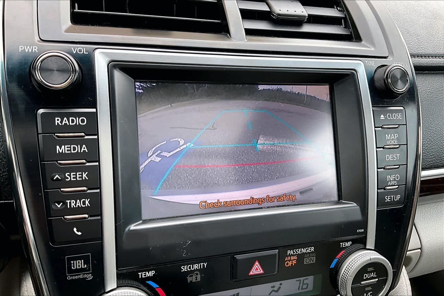 Used 2013 Classic Silver Metallic Toyota XLE image 29