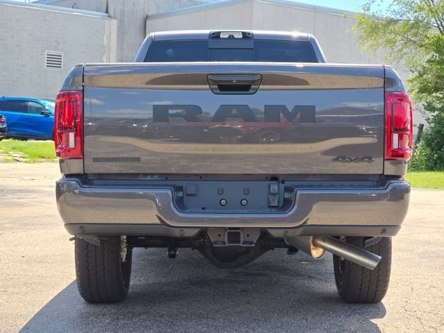 New 2026 Granite Crystal Metallic Clear-Coat Exterior Paint RAM Big Horn image 35