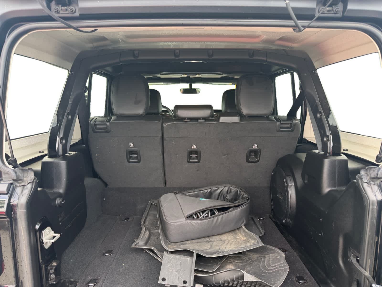 Used 2023 Black Clearcoat Jeep Sahara image 18