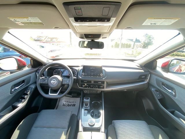 Used 2023 Red Nissan SV image 18