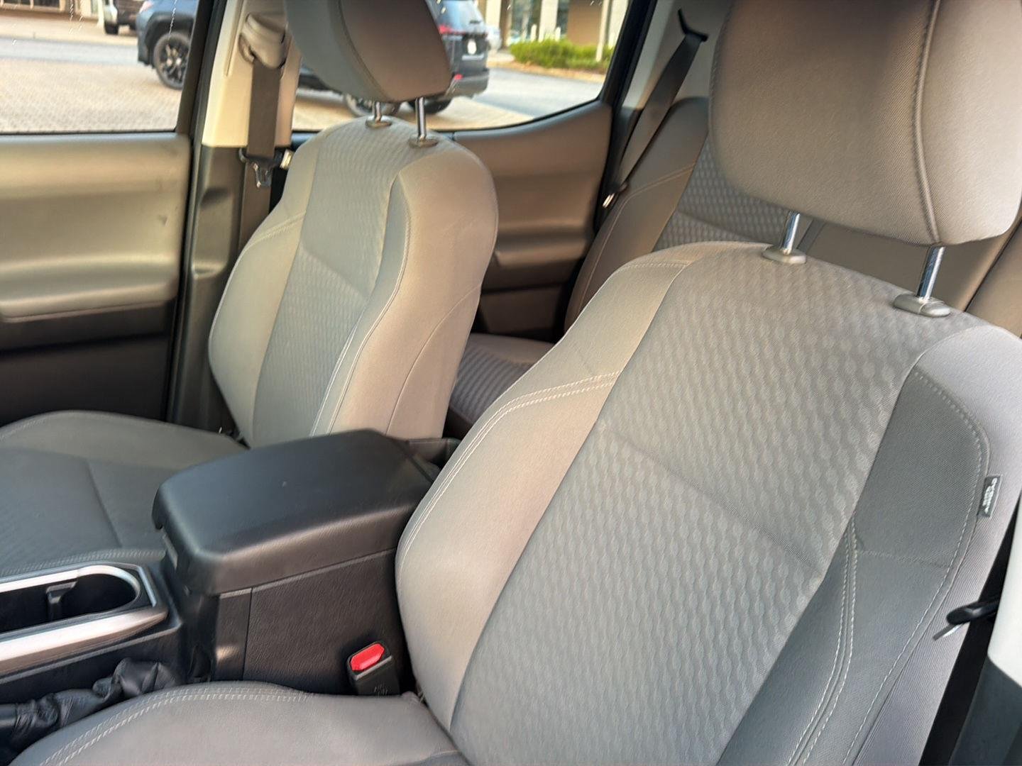 Used 2020 Magnetic Gray Metallic Toyota SR5 V6 image 27
