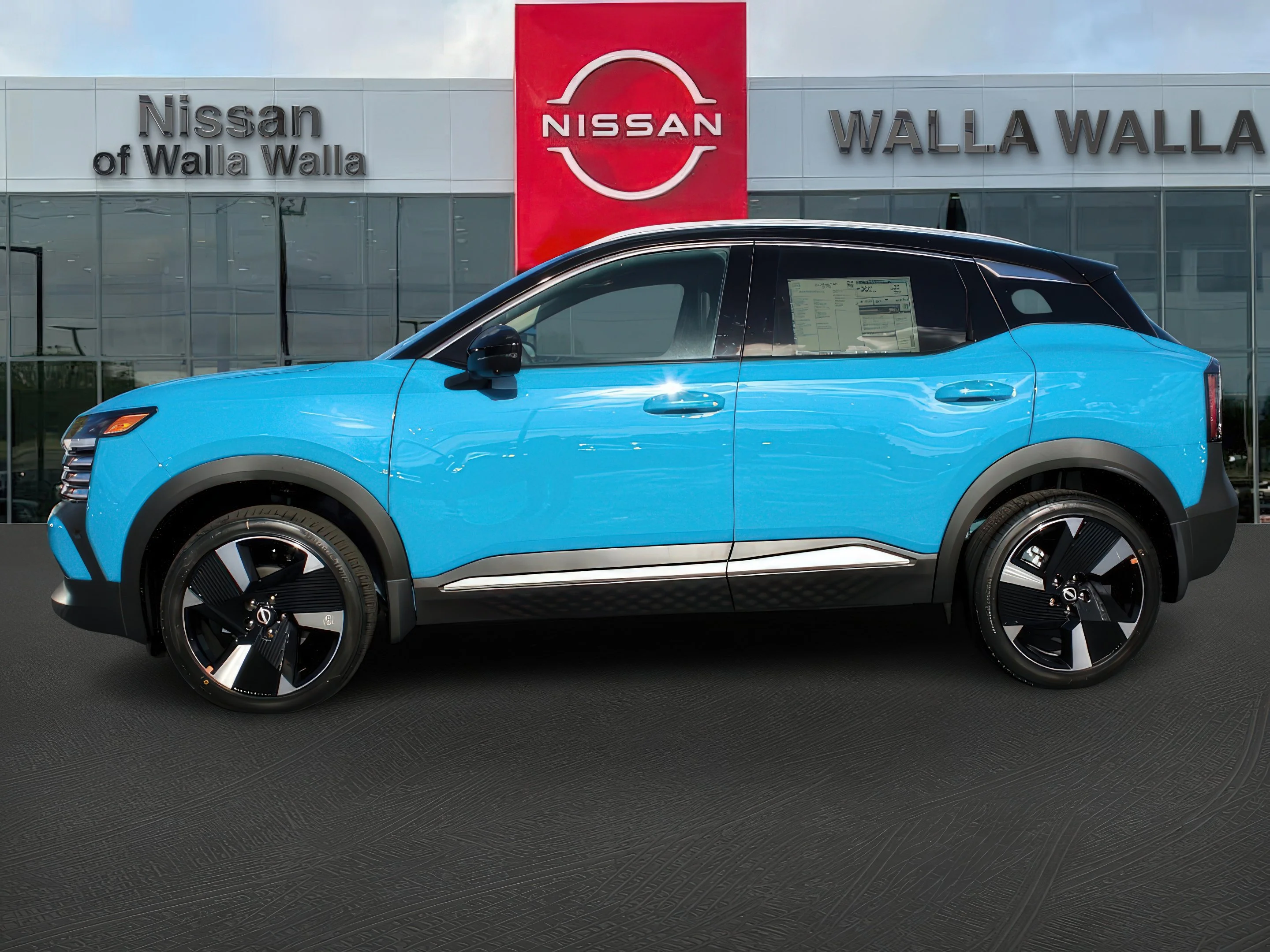 New 2026 Arctic Ice Blue Metallic / Super Black Two-tone Nissan SR image 4
