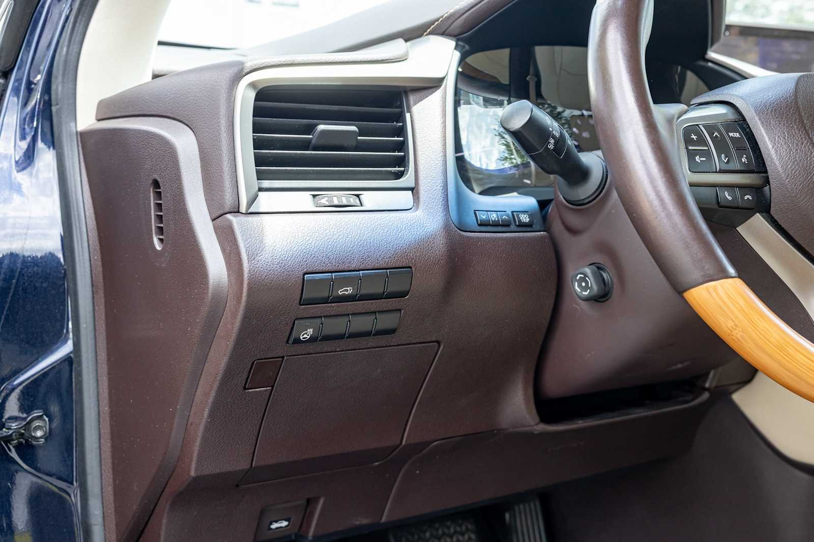 Used 2016 Nightfall Mica Lexus  image 15