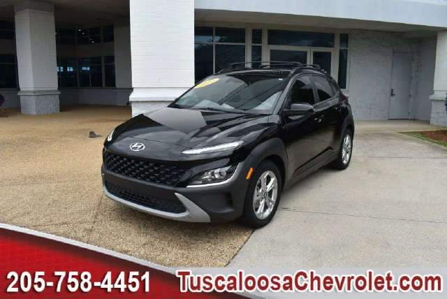 Used 2022 Black Hyundai SEL image 5