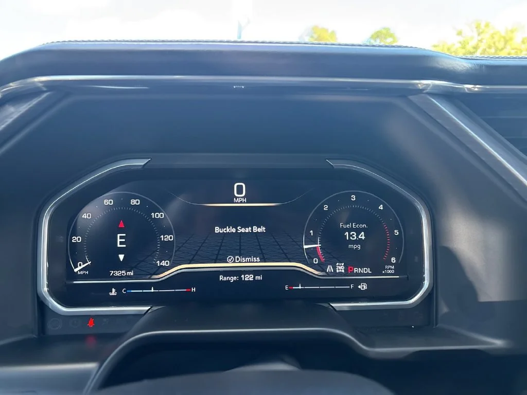 Used 2025 Silver GMC Denali Ultimate image 9