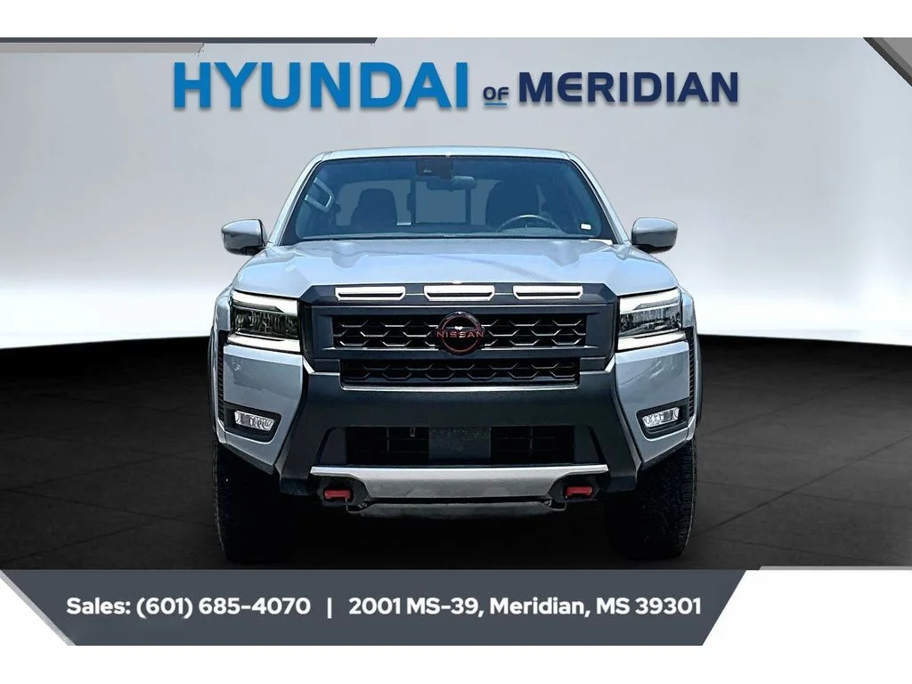 Used 2025 Boulder Gray Pearl Nissan PRO-4X image 3