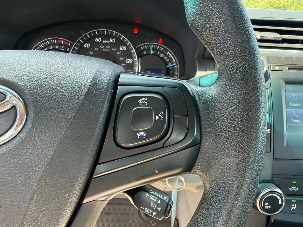 Used 2015 Celestial Silver Metallic Toyota LE image 12