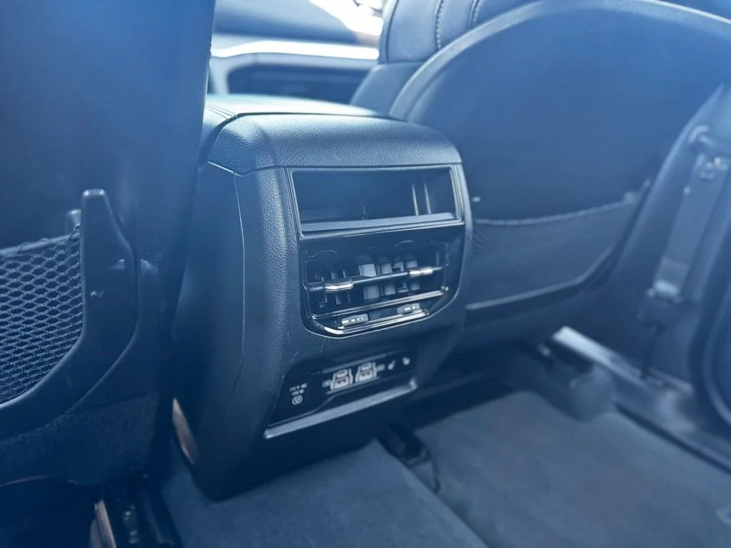 Used 2023 Black Jeep Limited image 21