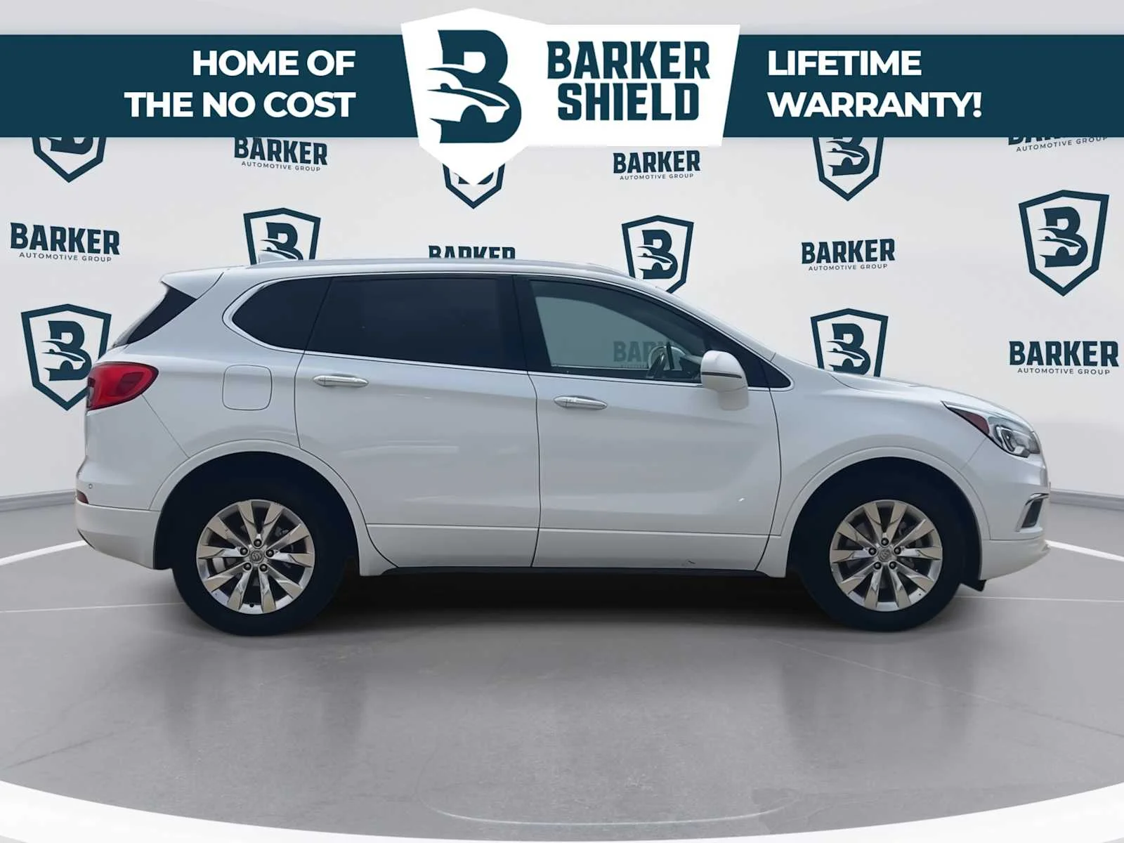Used 2017 SUMMIT WHITE Buick Essence image 10