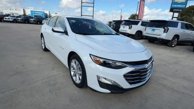 1G1ZD5ST4RF131550