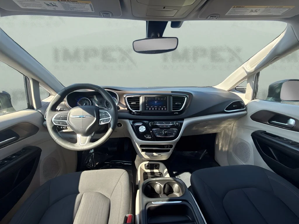 Used 2019 Gray Chrysler Touring Plus image 12