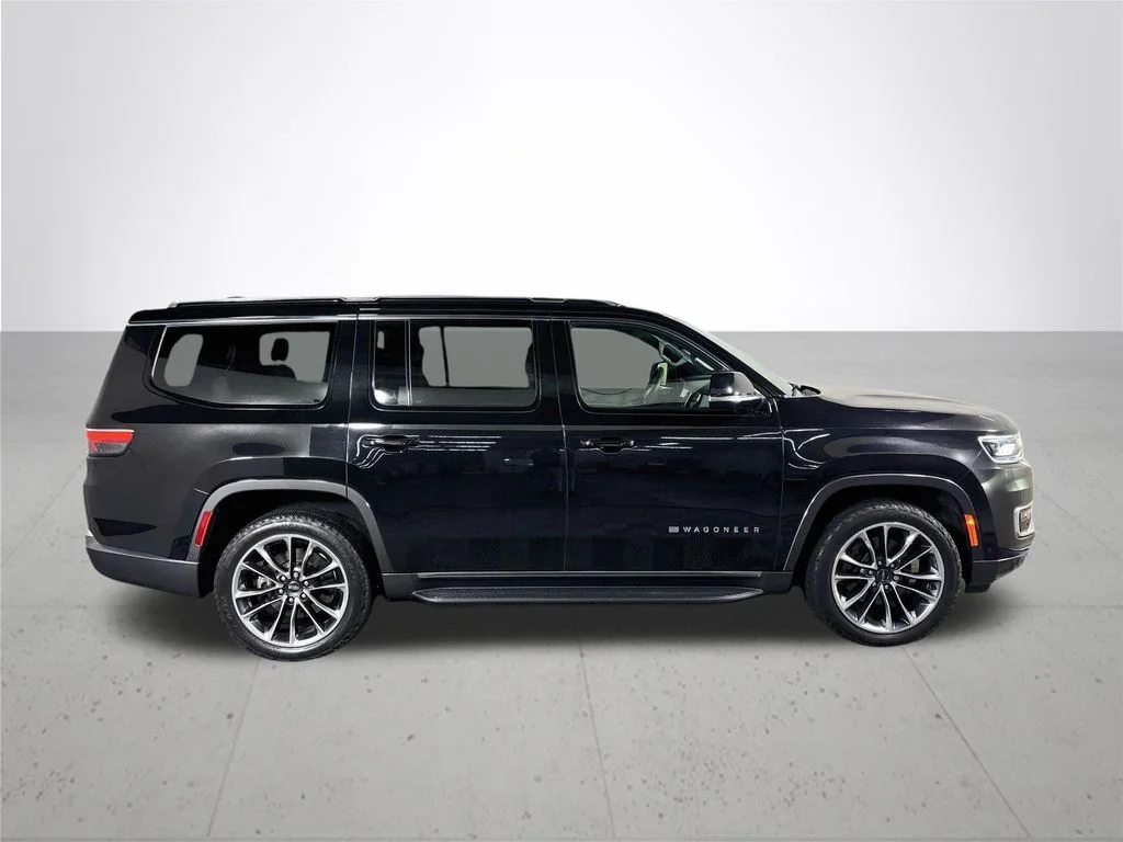 Used 2022 Black Jeep Series II image 5