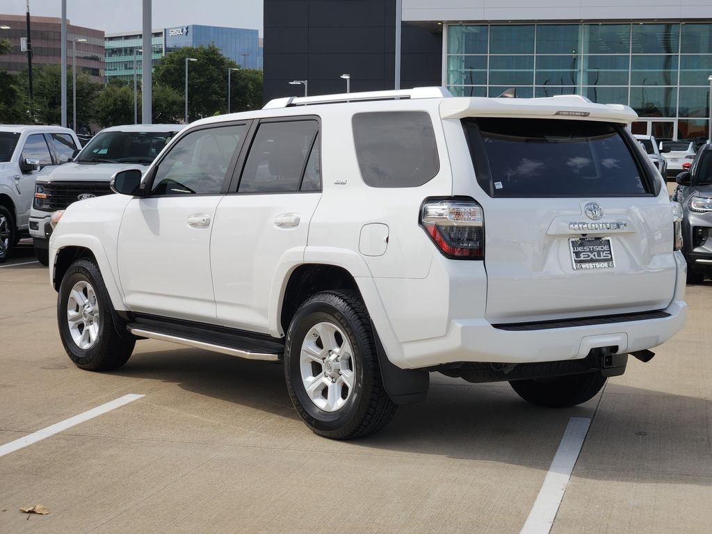 Used 2016 Super White Toyota SR5 Premium image 5