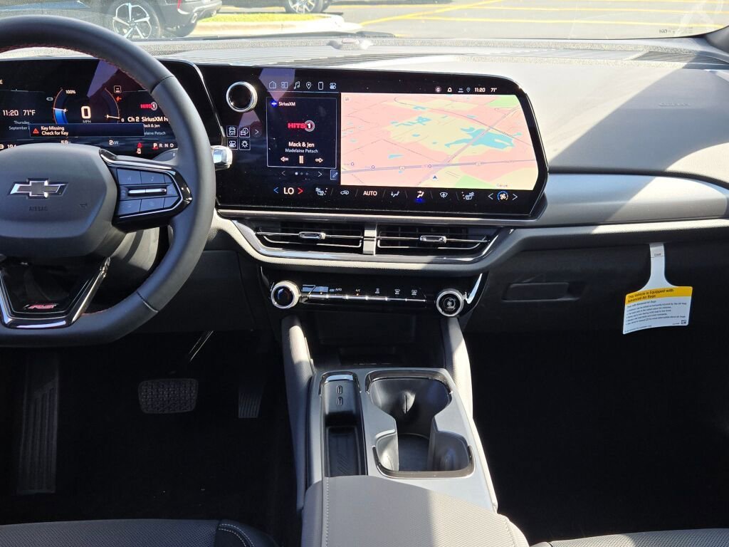 2025 Chevrolet Equinox EV RS - Photo 20