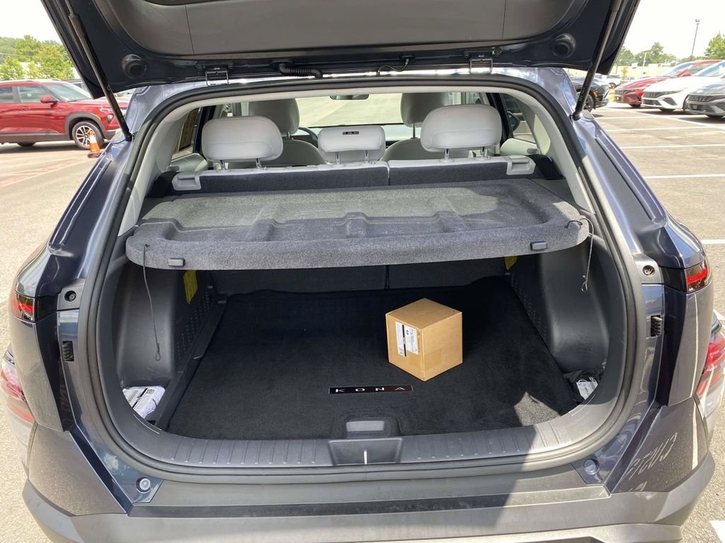 Certified Used 2025 Blue Hyundai SEL image 14