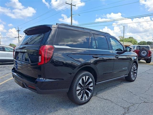 New 2027 Agate Black Metallic Ford Platinum image 24