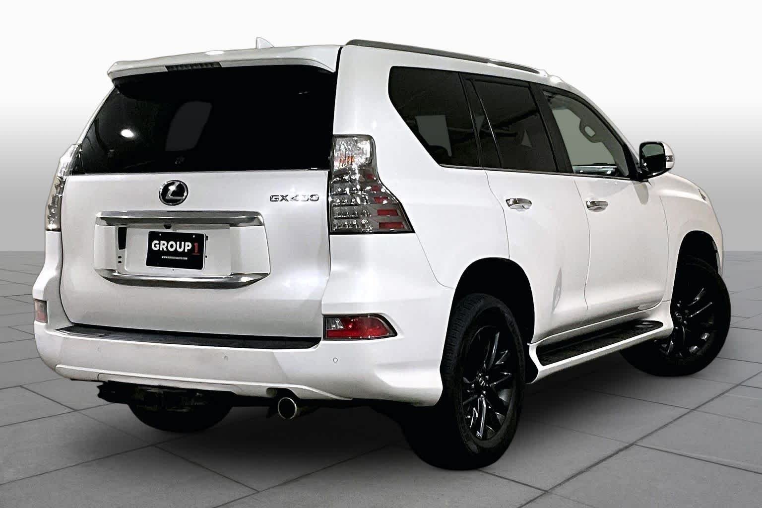Used 2020 Starfire Pearl Lexus Premium image 12