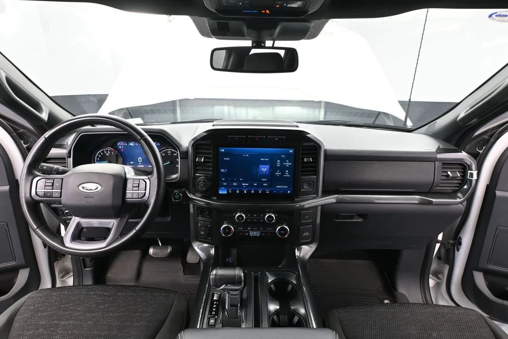 Used 2023 White Ford XLT image 27