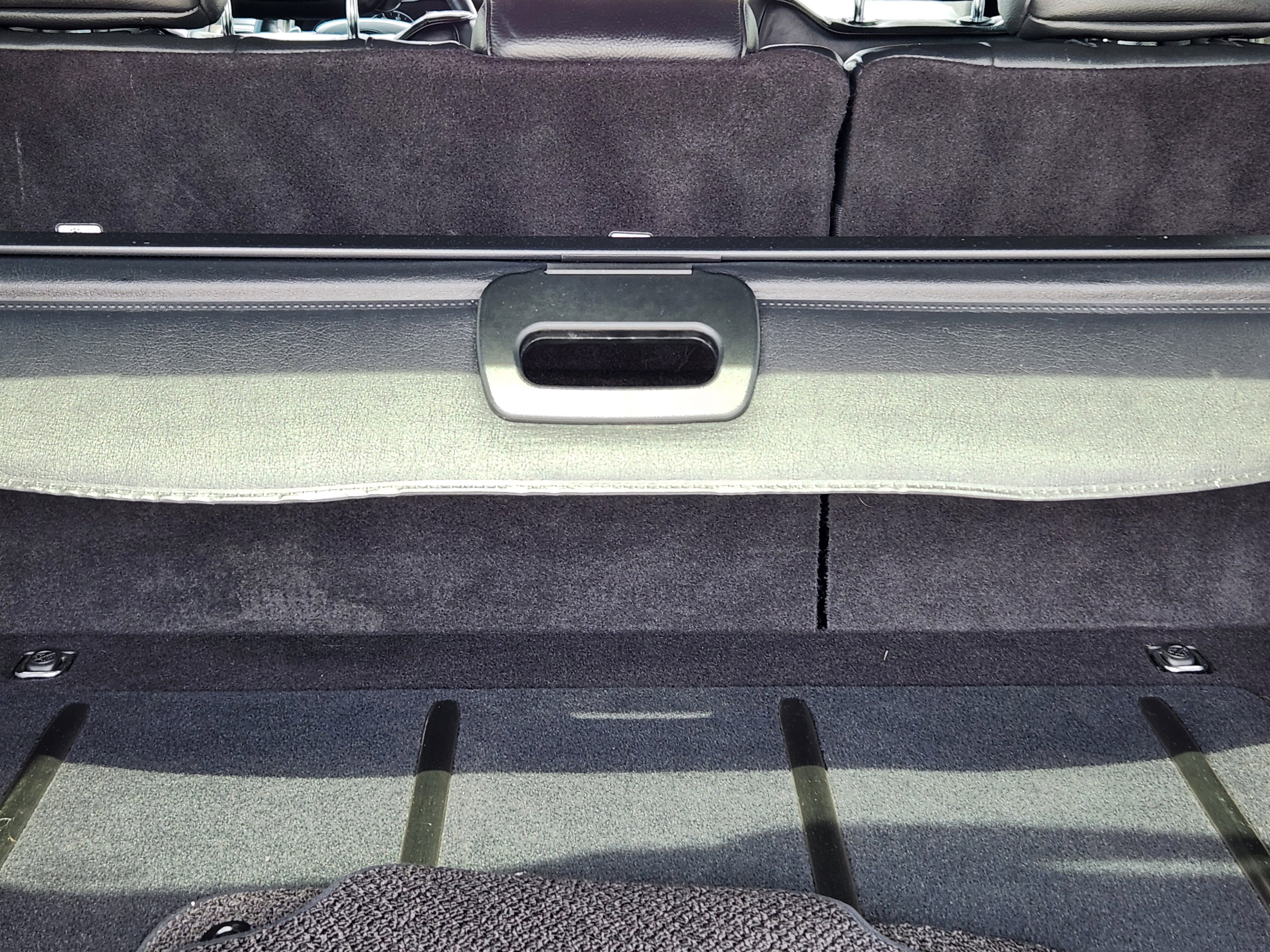 Used 2015 Black Jeep Summit image 27
